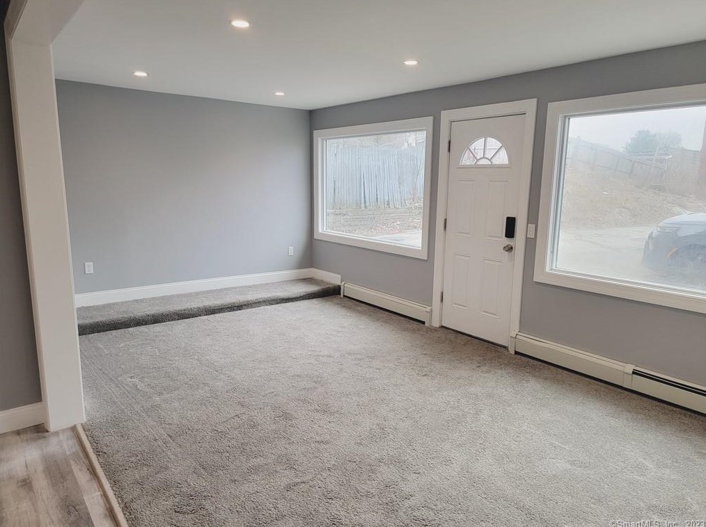 14 Sylvan Ave, Waterbury, CT 06706