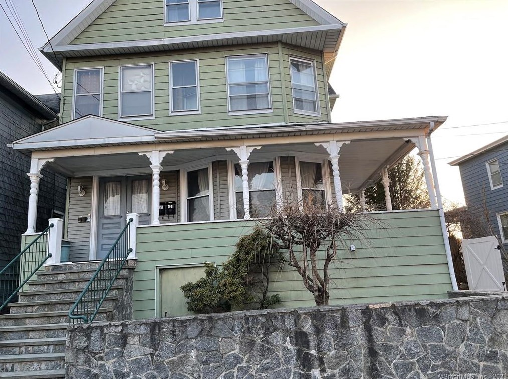 453 Coleman St #1, Bridgeport, CT 06604