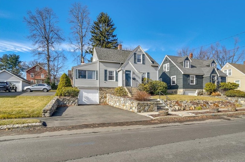 50 Quinn St, Union City, CT 06770-2613