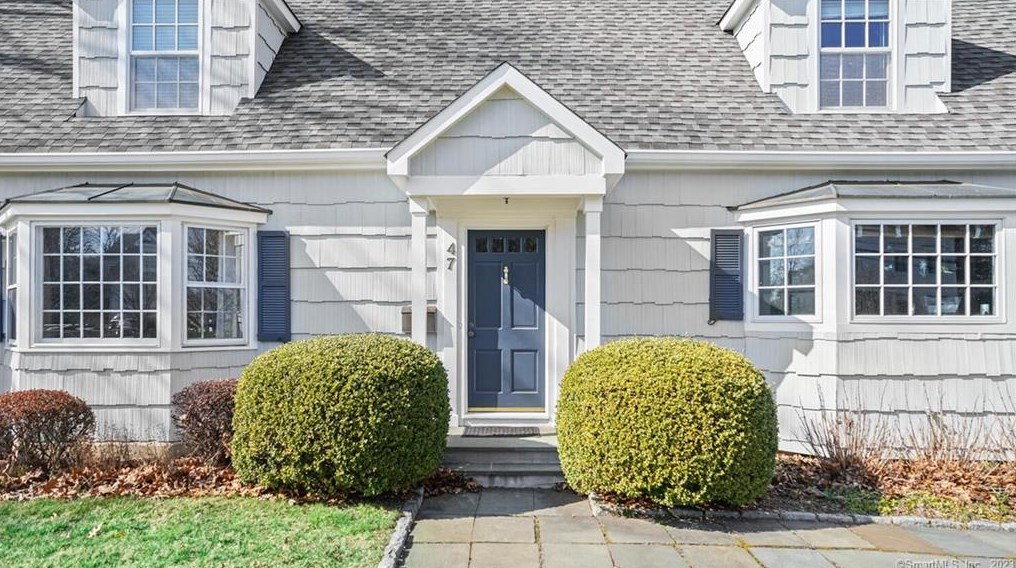 47 Orchard Dr, New Canaan, CT 06840