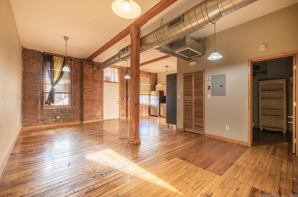 325 Lafayette St #4208, Bridgeport, CT 06604