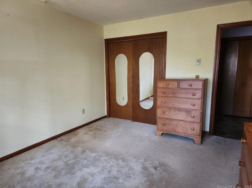 22 Lisa Ct #6, Waterbury, CT 06704