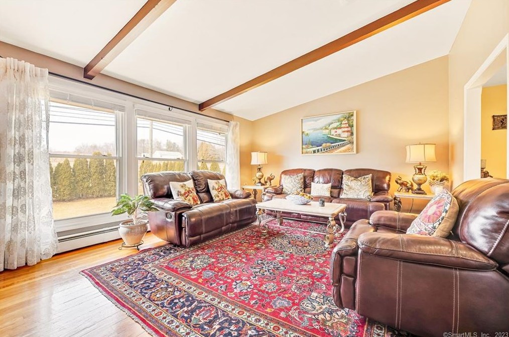 396 Avery, Wapping, CT 06074