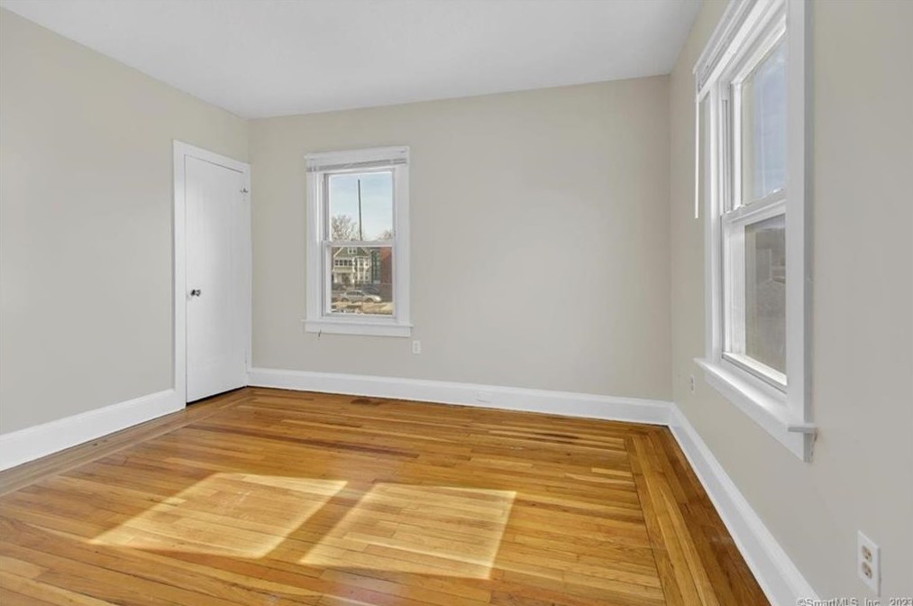 495 Sherman Pkwy, New Haven CT 06511-1749 exterior