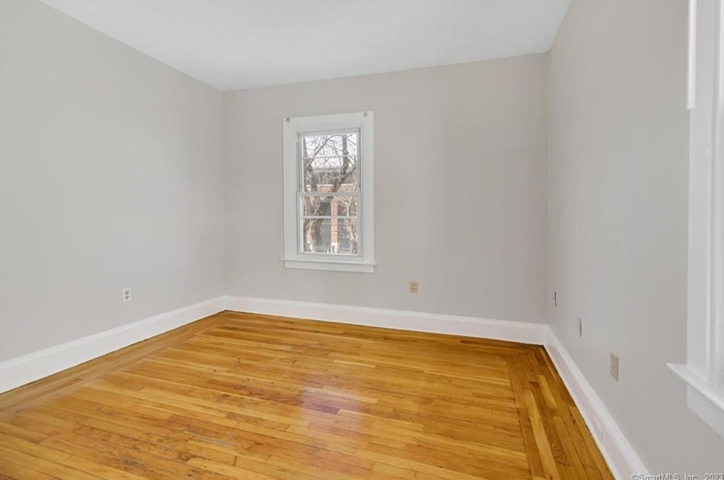 495 Sherman Pkwy, New Haven CT 06511-1749 exterior