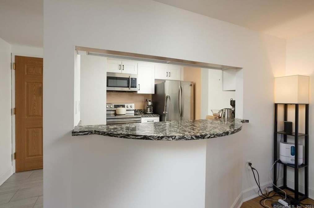 127 Greyrock Pl #710, Stamford, CT 06901