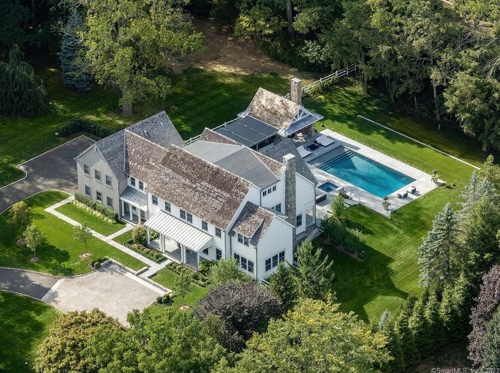 85 W Hills Rd, New Canaan, CT 06840