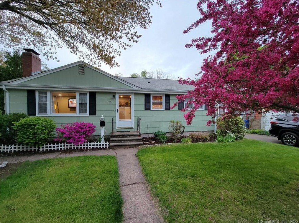141 Tanner St, Manchester, CT 06042