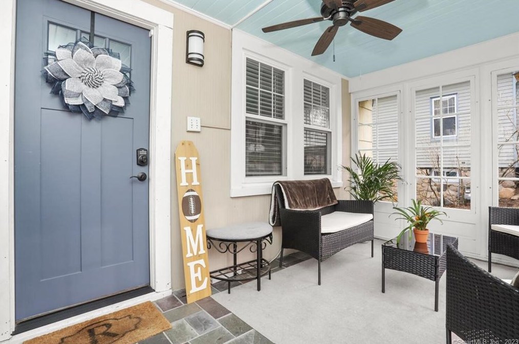 73 Palmer St, Stamford, CT 06907