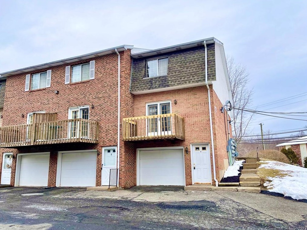 117 Bucks Hill Rd #1, Waterbury, CT 06704