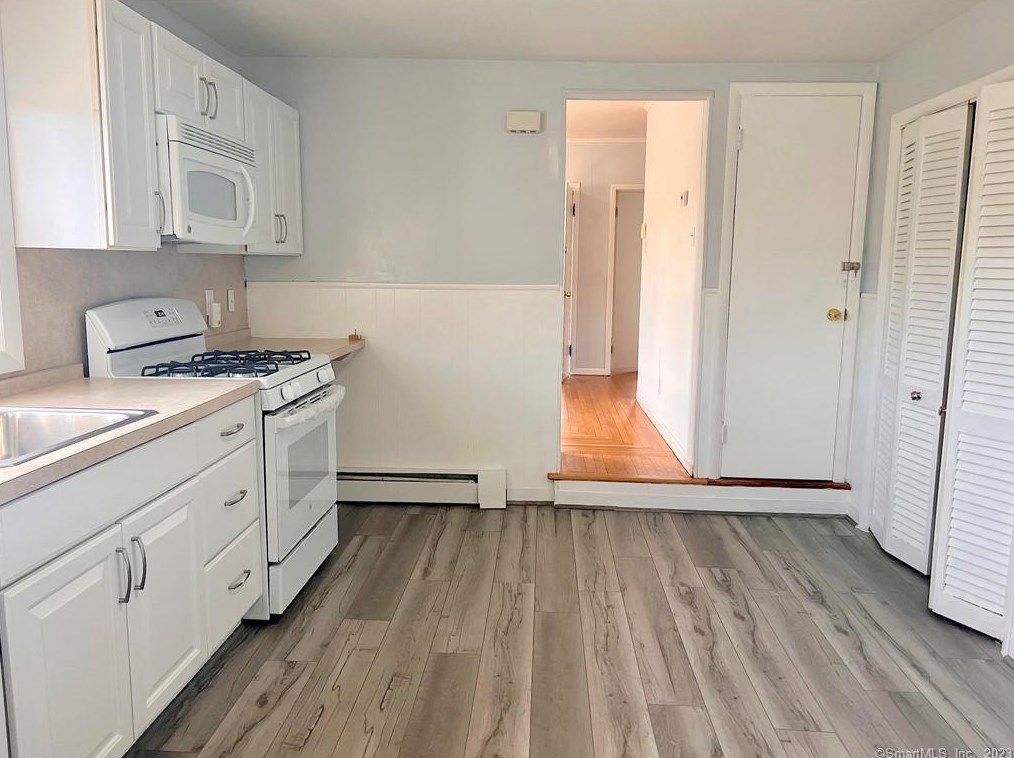 3 Brown St #2, New Haven, CT 06511