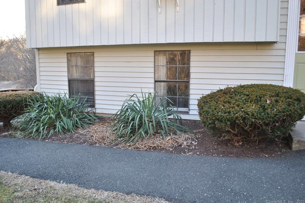 179 Aspetuck Vlg Unit 179, Northville, CT