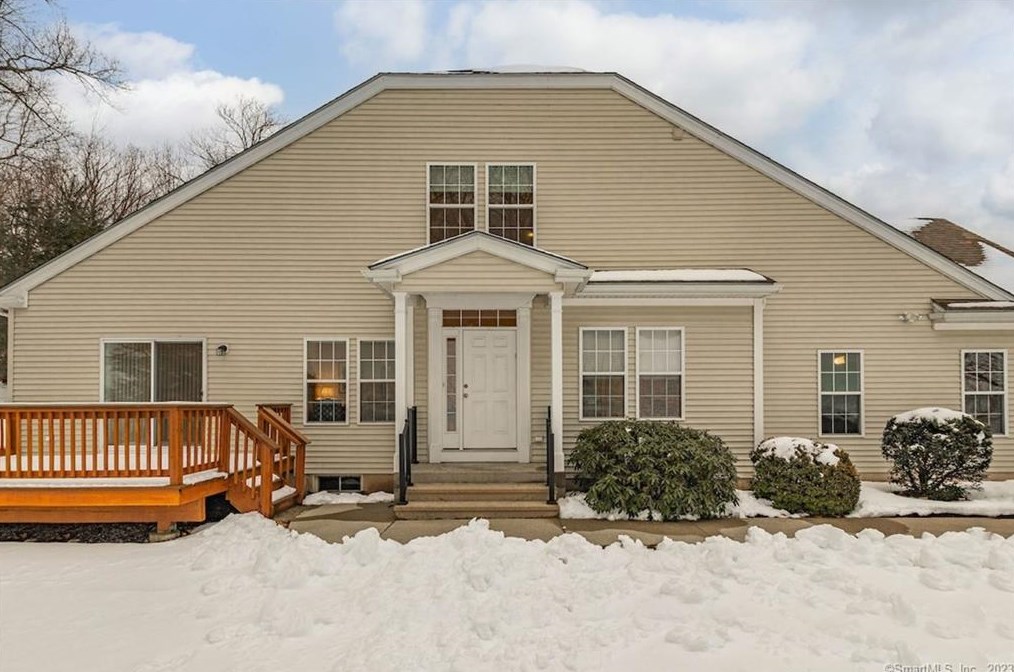 18 Bridle Path, Collinsville, CT 06019-2487
