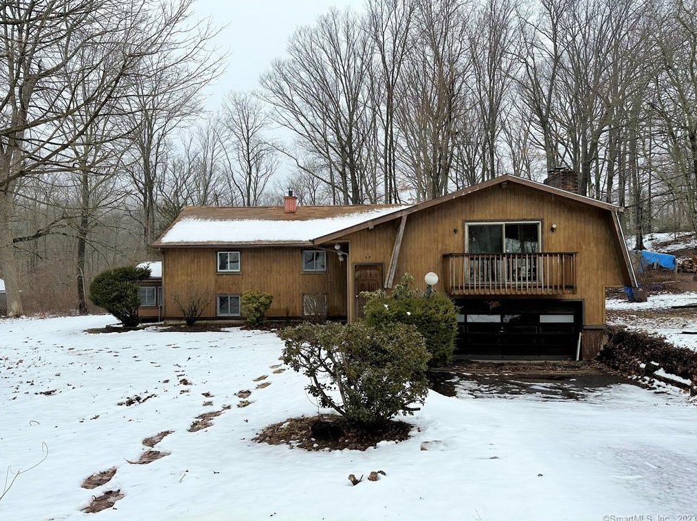 60 Blue Trail Ct, Northford, CT 06472