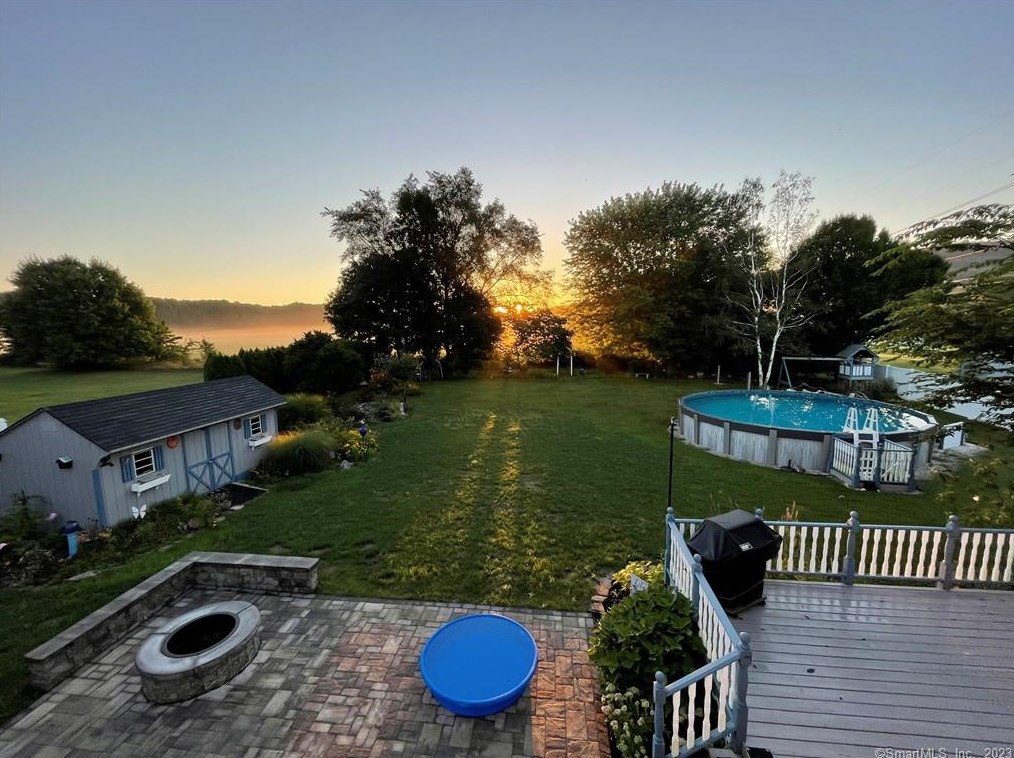 201 Partridge Dr, Southington, CT 06489