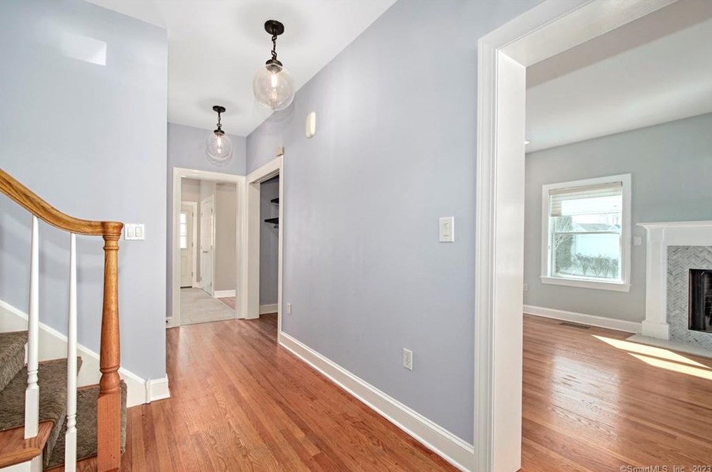 7 Richland Rd, Greenwich, CT 06830