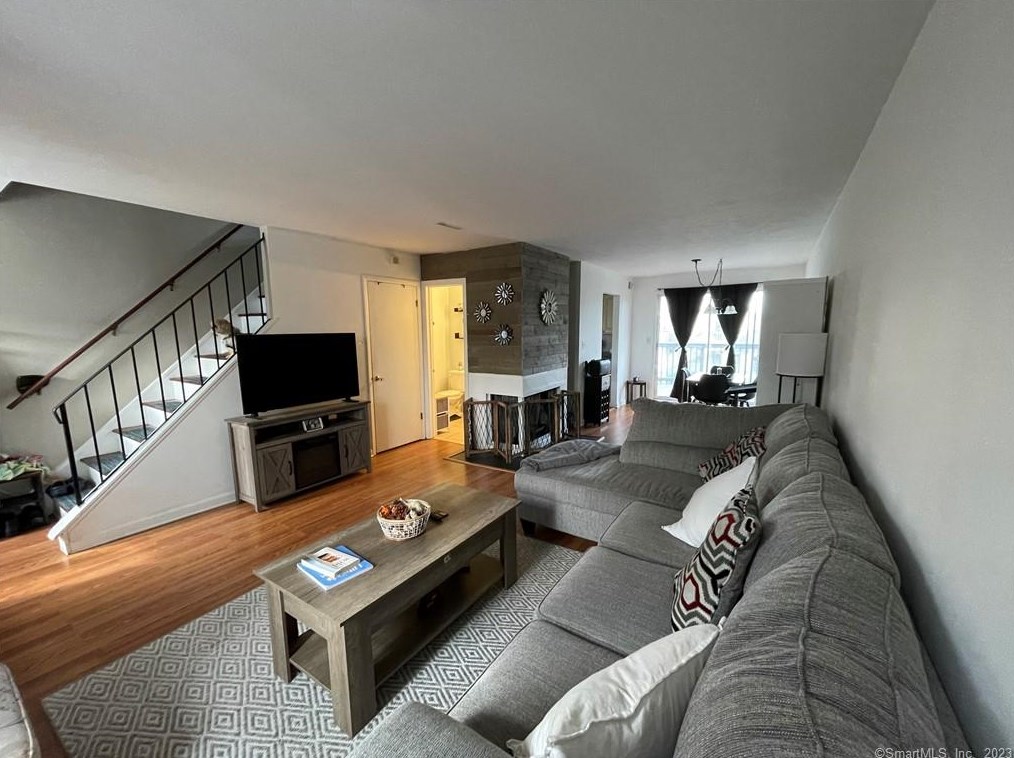 29 Van Buren Ave #k5, Norwalk, CT 06850