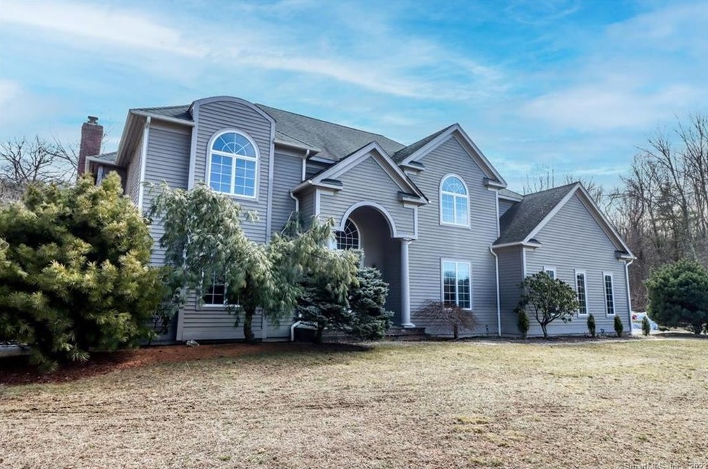 5 Mudry Farm Rd, Brookfield Center, CT 06804