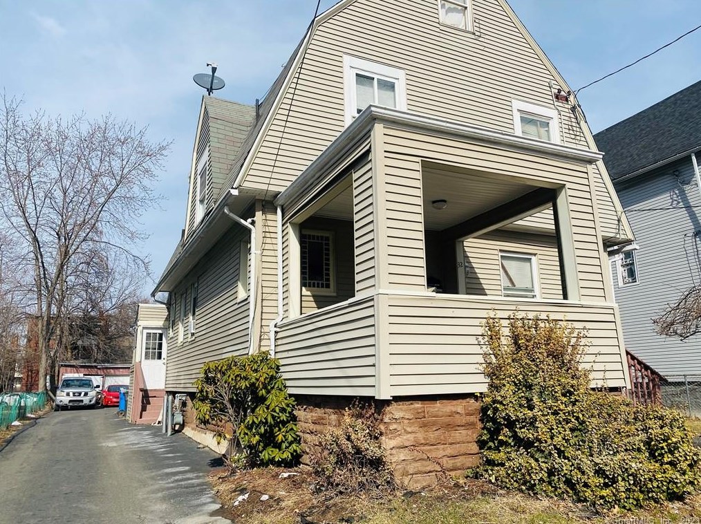 32 Lincoln St, Hartford, CT 06108