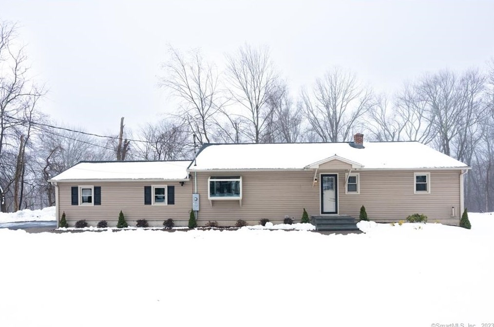 1025 Wolcott Rd, Waterbury, CT 06716