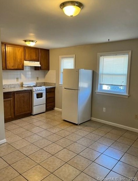 143 Crystal Lake Rd #6, Groton, CT 06340