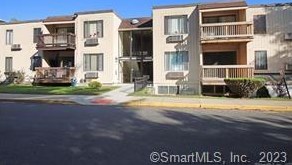 175 Mill Pond Rd, New Haven CT 06514-1726 exterior