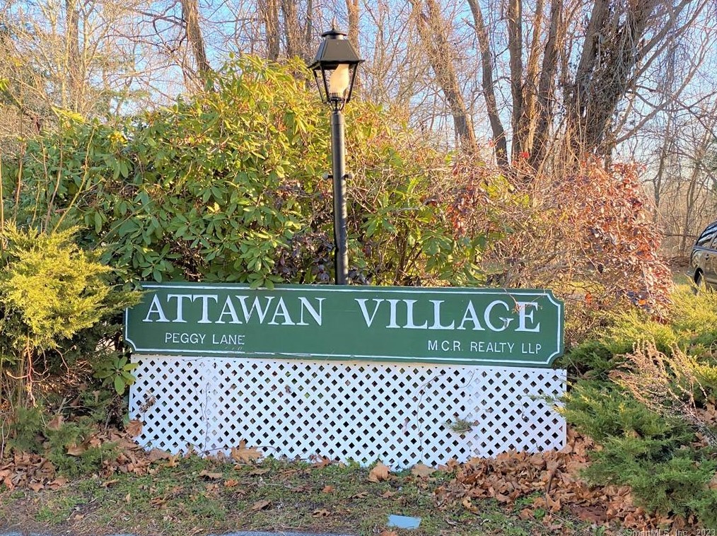 12 Peggy Ln, Niantic, CT 06357