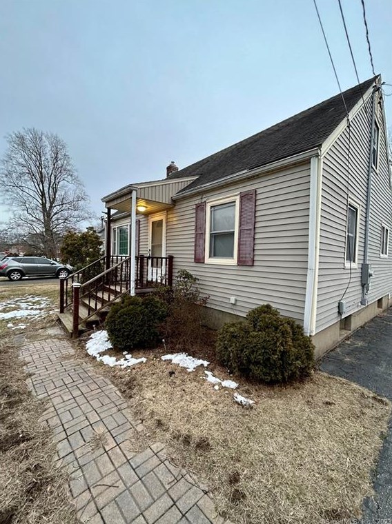 216 Clement Rd, Hartford, CT 06118-1124