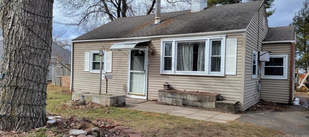 130 Shuttle Meadow Rd, Plainville, CT 06062