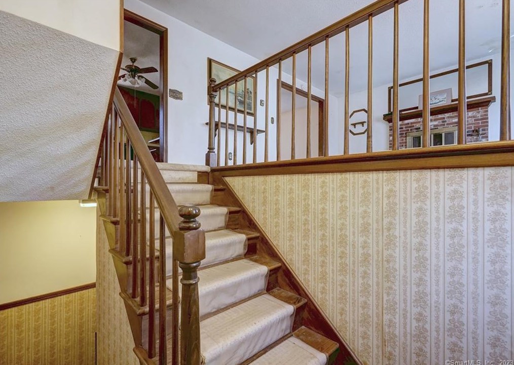 55 Wickham, East Haddam, CT 06423