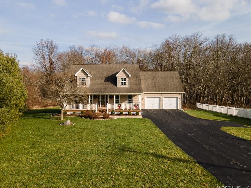 215 Pautipaug Hill, Lisbon, CT 06330