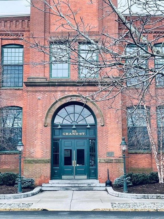 25 Grand St #132, Norwalk, CT 06851