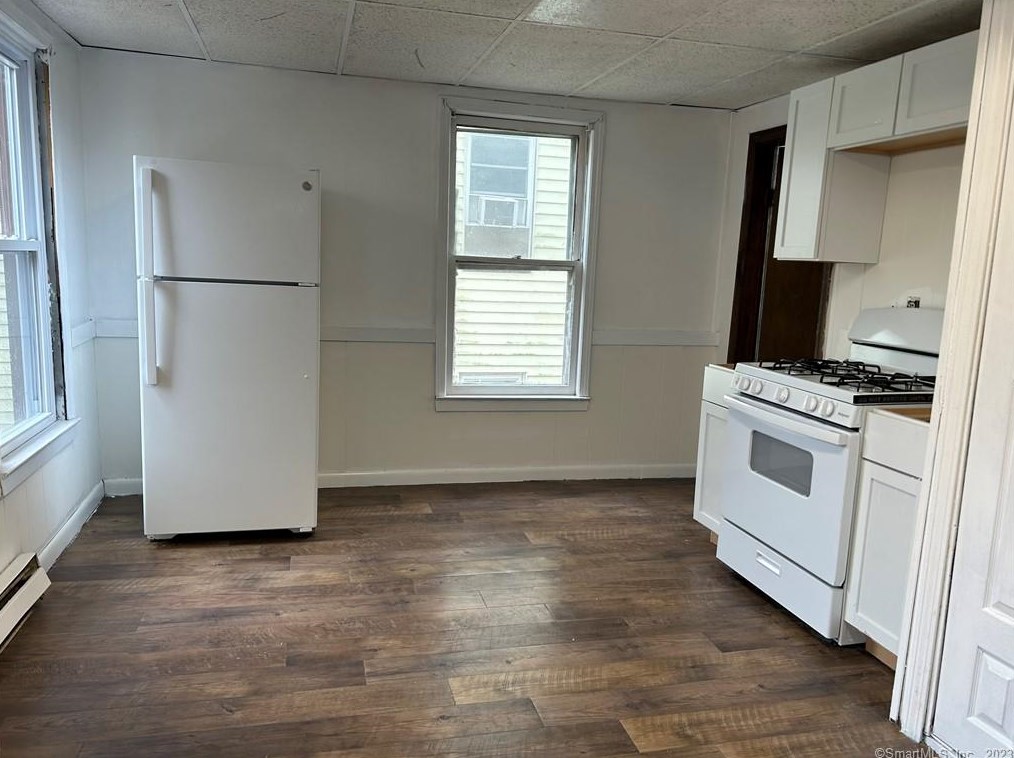 136 S Colony St #2, Meriden, CT 06450