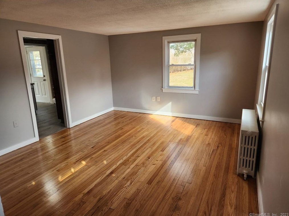 20 Backes Ct, Wallingford, CT 06492