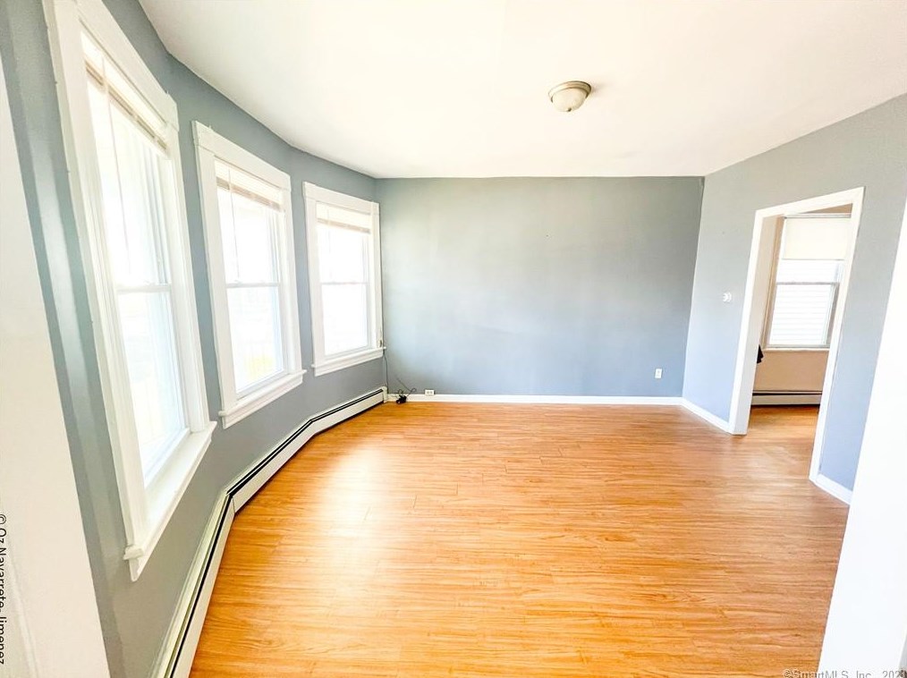 1006 Hancock Ave #1st, Bridgeport, CT 06605