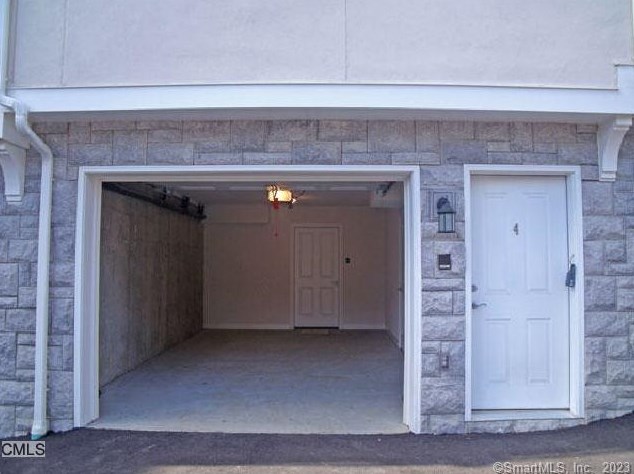 1 Pine St #3, Norwalk, CT 06854