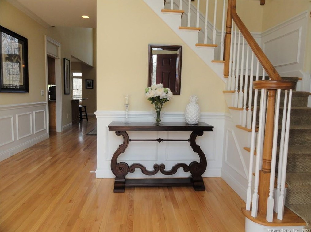 91 Grouse Hill, Glastonbury, CT 06033