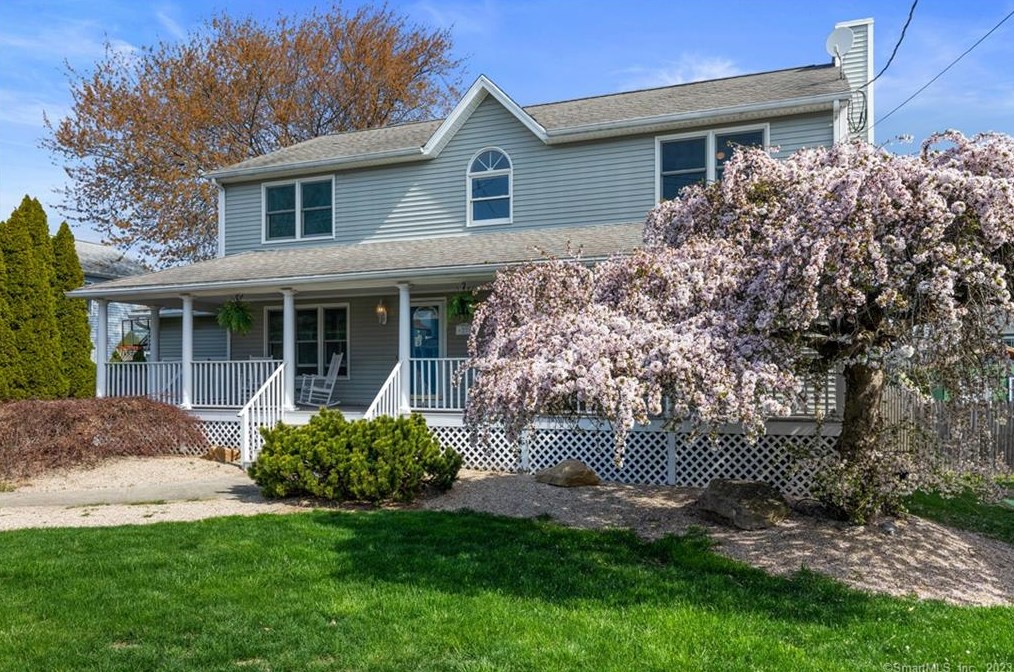 27 Orchard Rd, Milford, CT 06460
