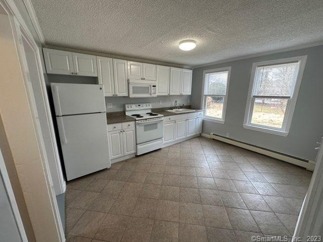 17 Mohegan Park Rd #1, Norwich, CT 06360