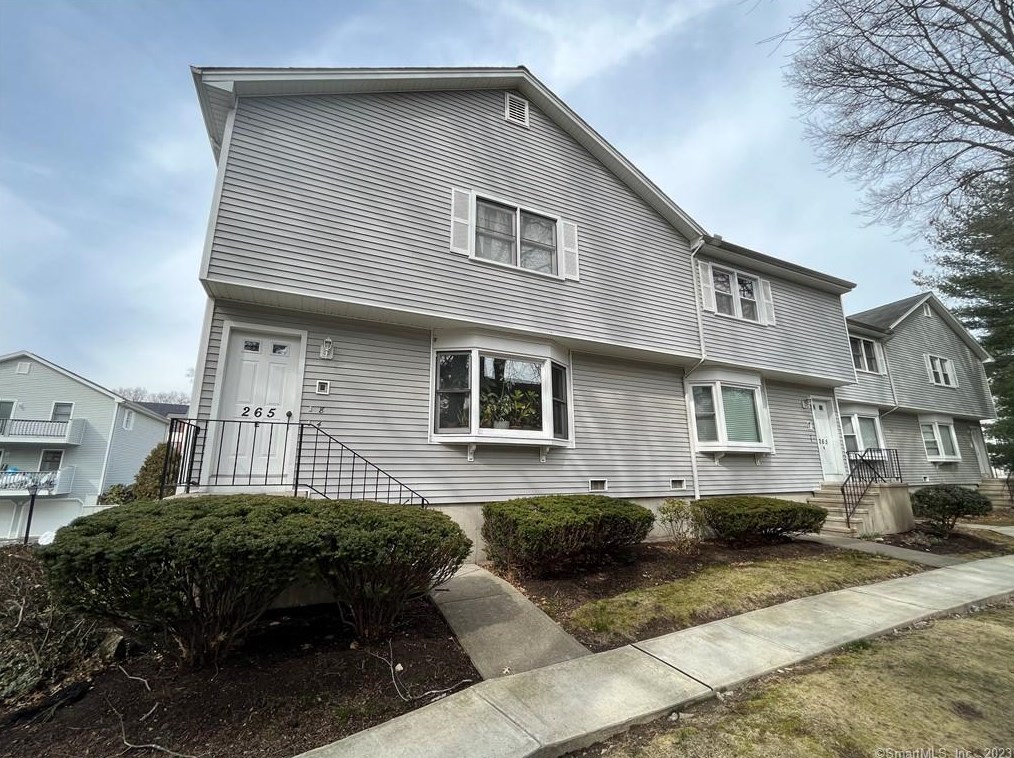 265 Glendale Ave #e8, Bridgeport, CT 06606