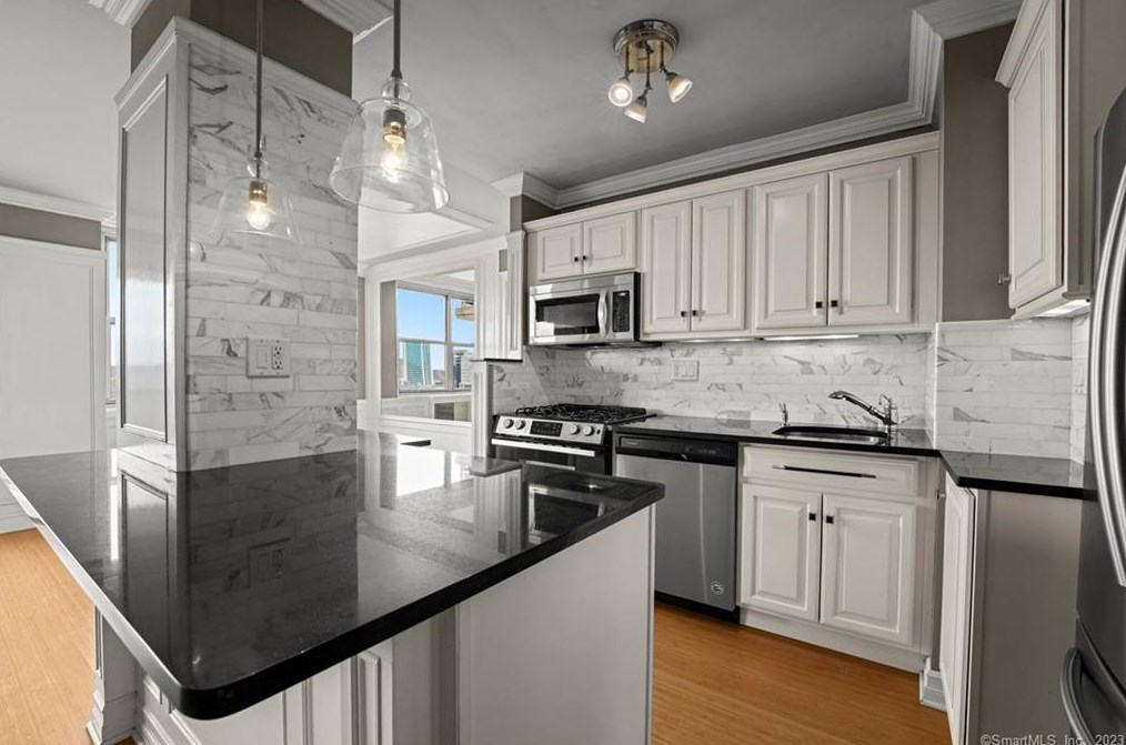 50 Glenbrook Rd #9f, Stamford, CT 06902