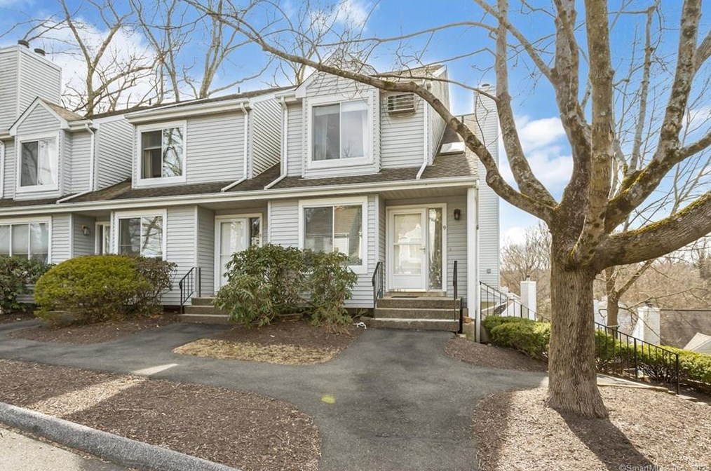 20 East Pembroke #9, Danbury, CT 06811