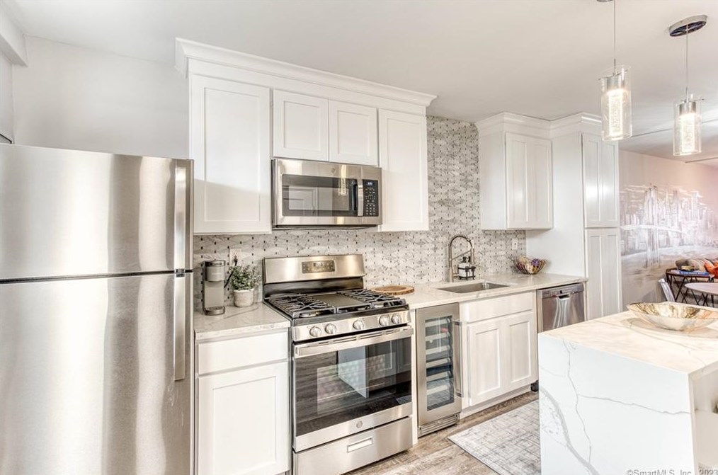 91 Strawberry Hill Ave #1124, Stamford, CT 06902