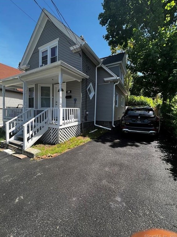 28 Bell St, Bridgeport, CT 06610