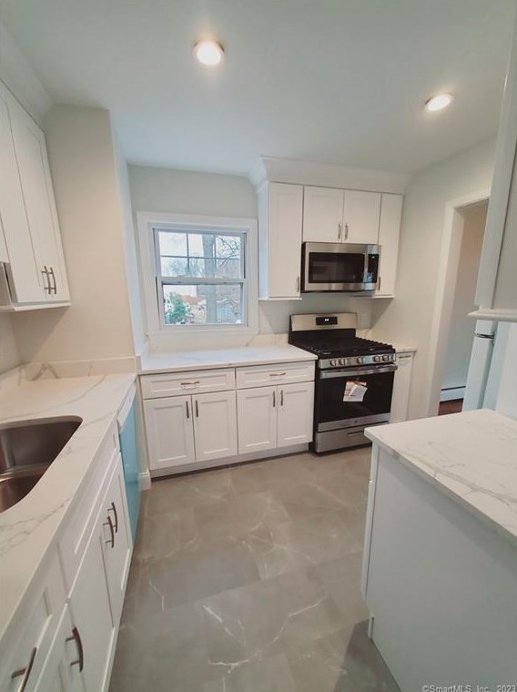 66 Euclid Ave #3, Stamford, CT 06902