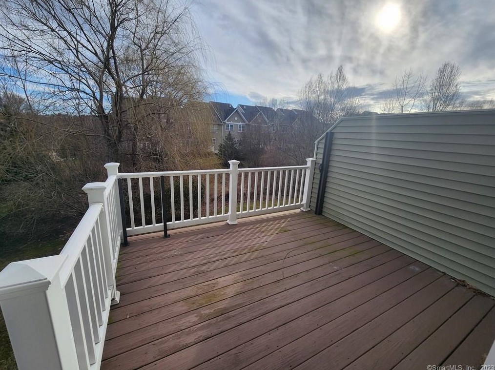 42 Lawrence Ave Unit 42, Danbury, CT
