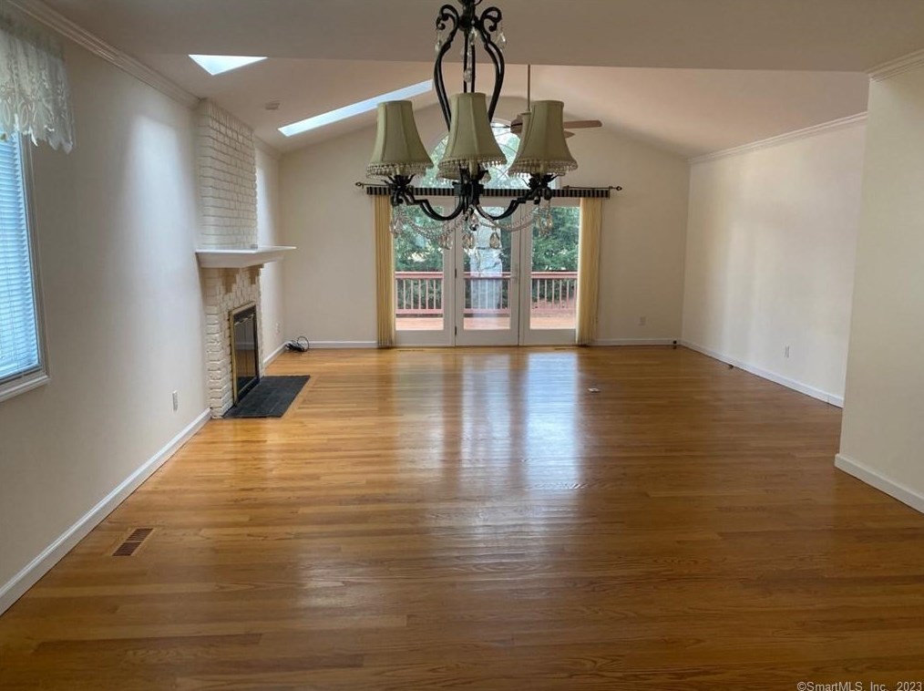 417 Canoe Brk Unit 417, Huntington, CT