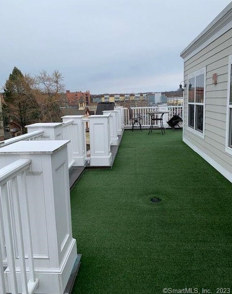 965 Hope St #203, Stamford, CT 06907