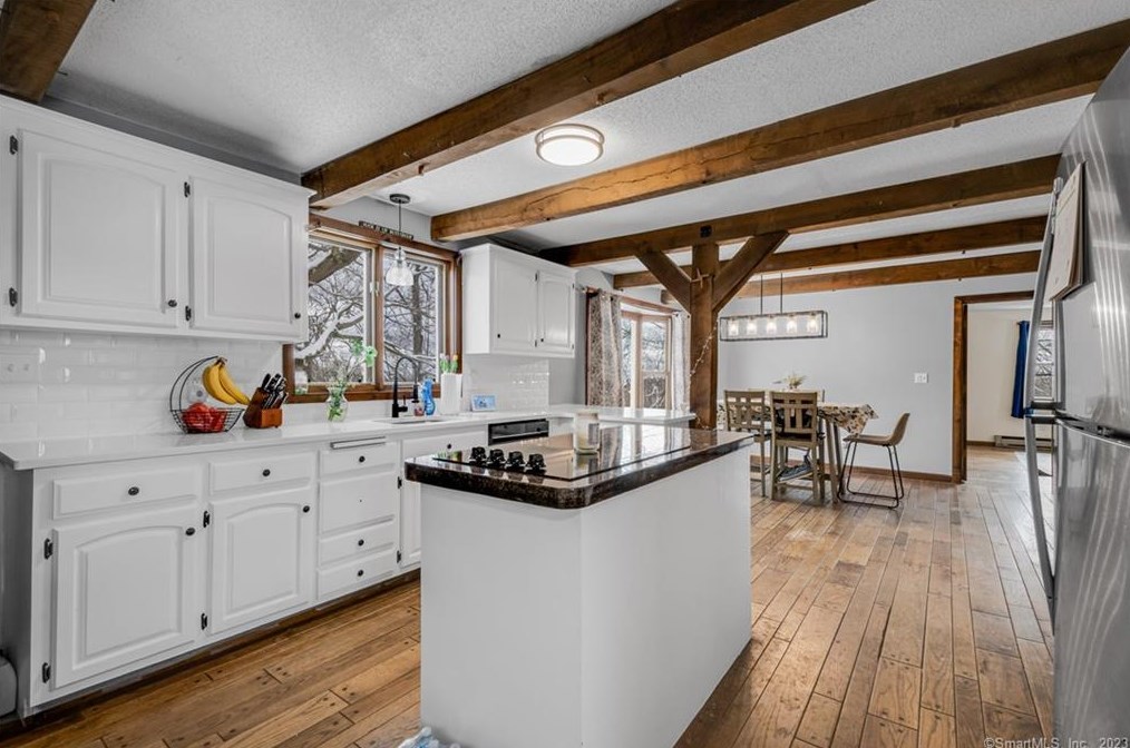 129 Mountain Spring Rd, Tolland CT  06084-2932 exterior