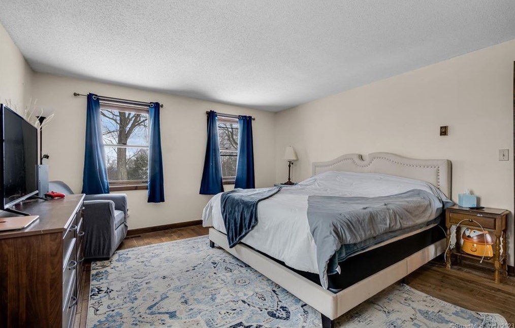 129 Mountain Spring Rd, Tolland CT  06084-2932 exterior